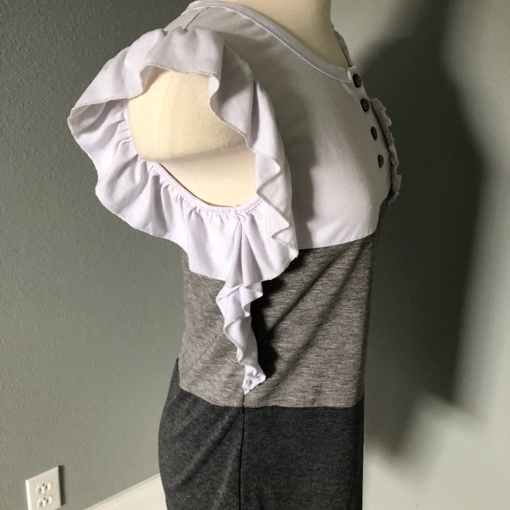 Ruffle Sleeve Color Block 1/4 Button-Down Pocket … - image 5